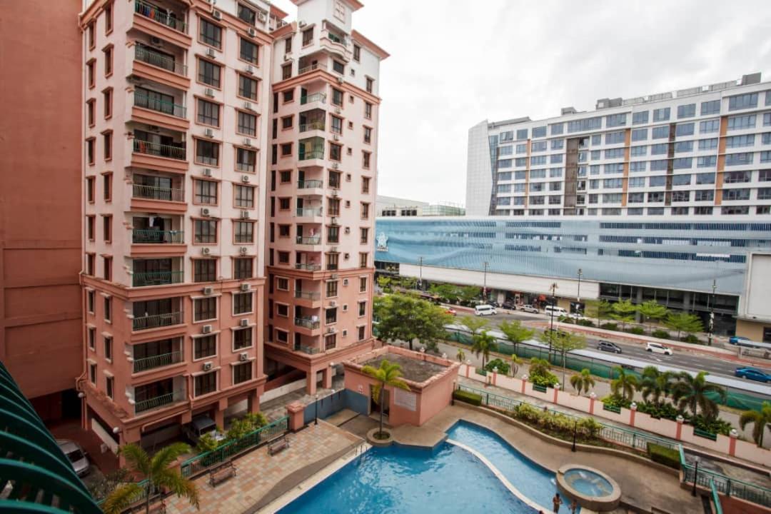 Marina Court Resort Kota Kinabalu-Stay And Get Cash Rebate Exterior photo